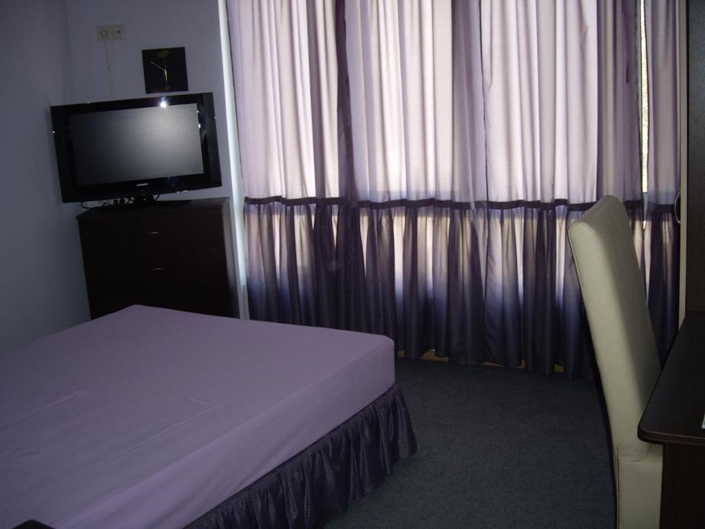 Family Hotel Avramov Vidin Room photo